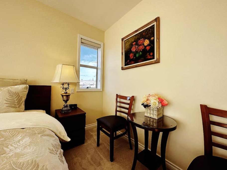 Super Cosy 8Bed & 6Bath In Vancouver Heart Near To Airport And Downtown Exterior foto