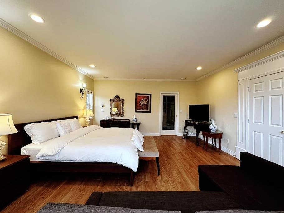 Super Cosy 8Bed & 6Bath In Vancouver Heart Near To Airport And Downtown Exterior foto