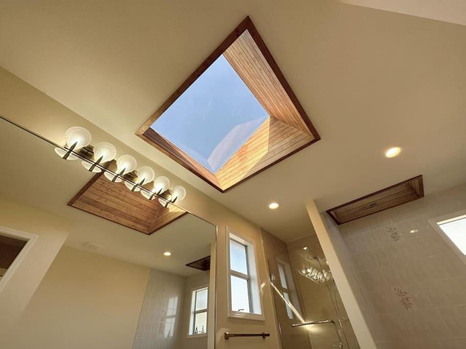 Super Cosy 8Bed & 6Bath In Vancouver Heart Near To Airport And Downtown Exterior foto